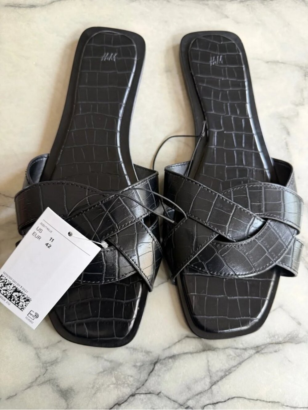 NWT H&M Black Croc-Embossed Slide Sandals